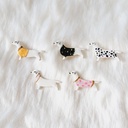 Broche teckel mignon
