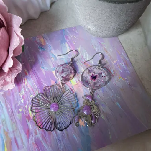 Boucles d'oreilles " Amara lilas "   