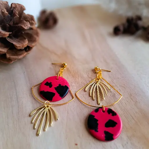 Puces d'oreilles Molly